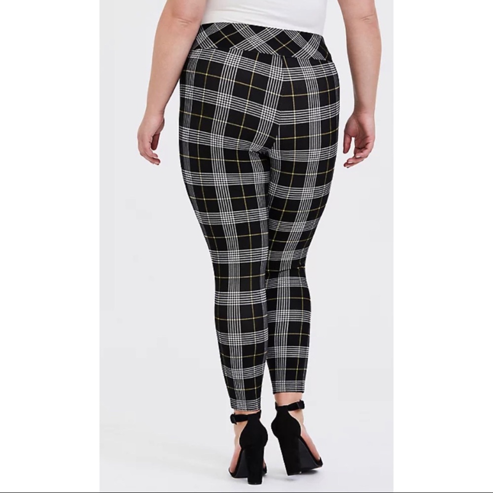 Studio Ponte Slim Fix Pull-On Pixie Pant - Black … - image 2